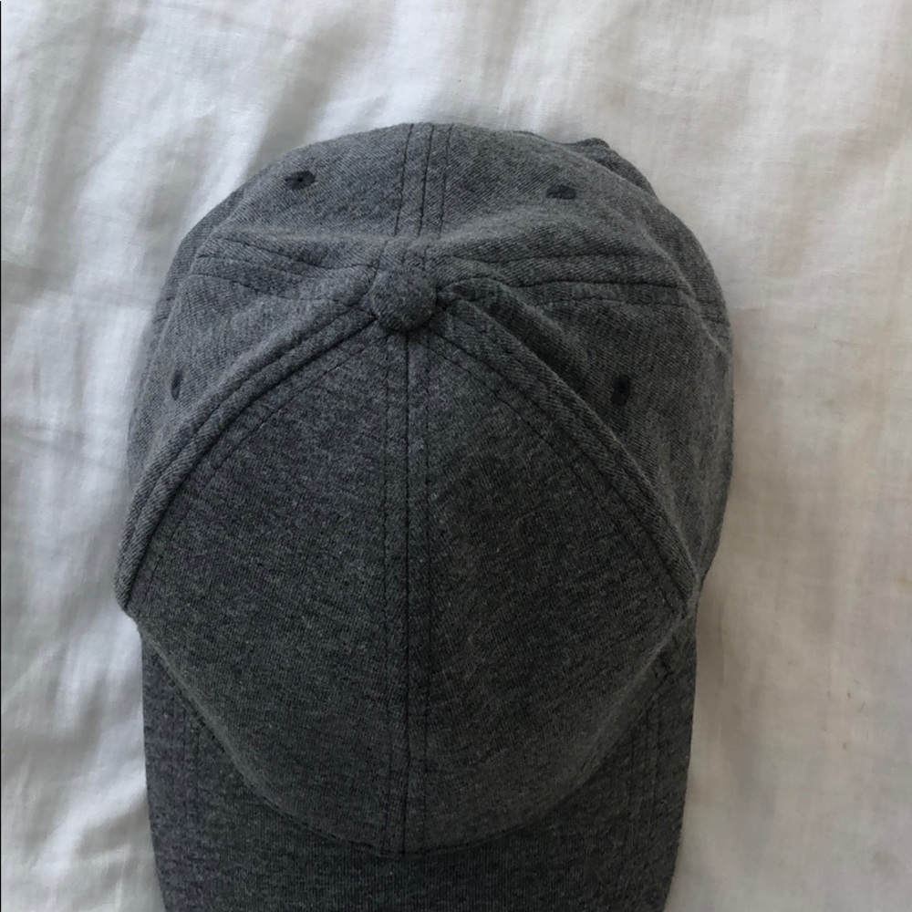 Primary hat - Picture 2 of 4